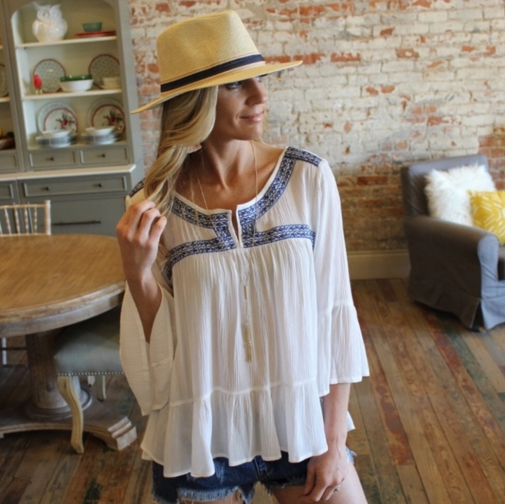 Infinity Raine embroidery linen style flowy blouse